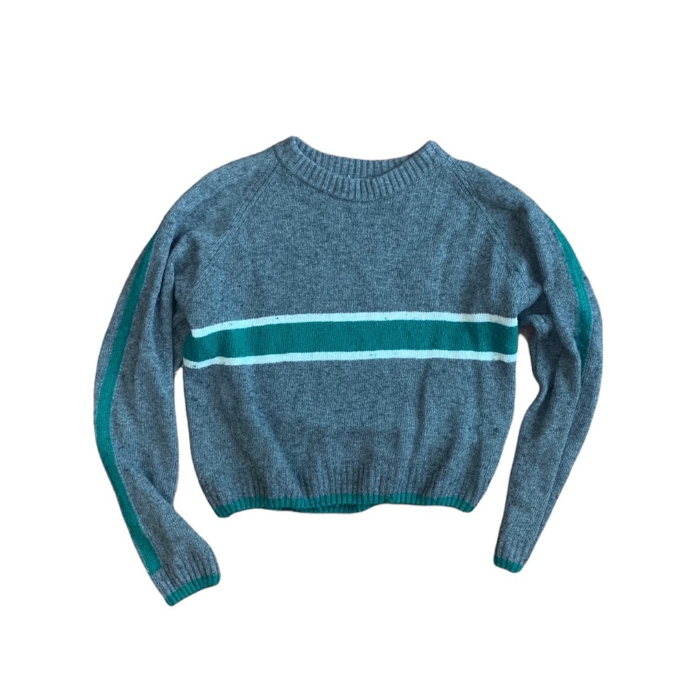 Gray Knit Sweater/Pullover
